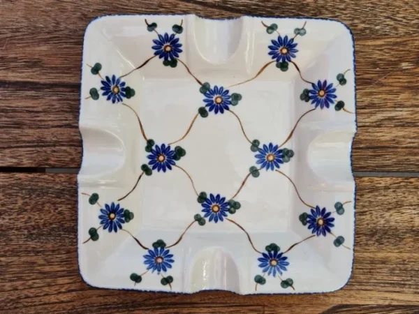 Maxi Aschenbecher, 17,5 x 17,5 cm, 3,5 cm hoch, Tradition 8 - BSN 0664^Bunzlauer Keramik Fashion