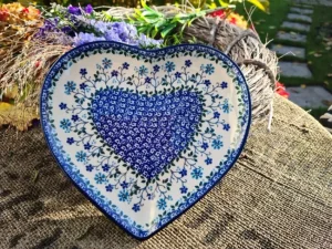 Platte in Herzform, 23 x 22 cm, Spring Hill^Bunzlauer Keramik Discount
