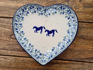 Platte in Herzform, 23 x 22 cm, Horse^Bunzlauer Keramik Fashion